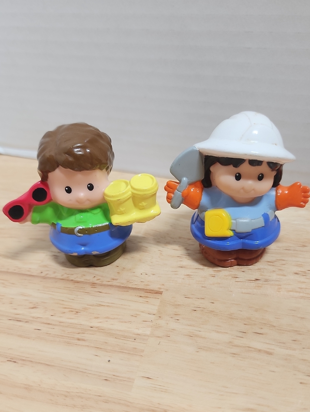 Mattel Explorer & Builder Figures Set - Blue, Green, White, Yellow, Brown
